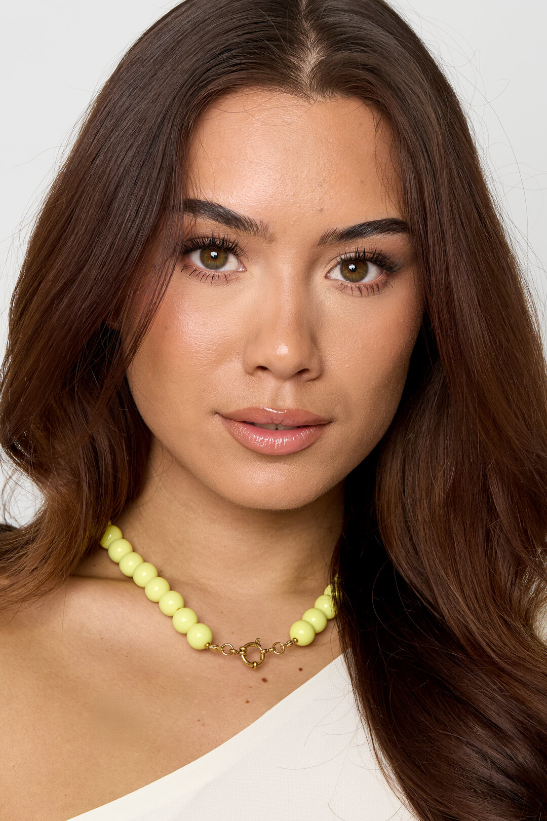 Beaded necklace with front closure - 12mm Picture2