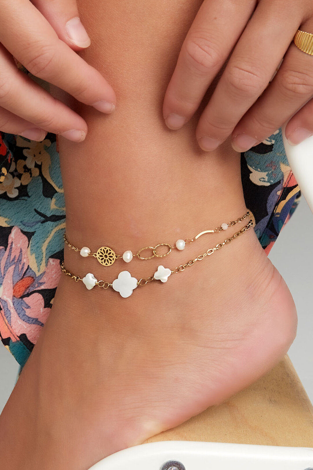 bracelet de cheville avec breloques h5Image2