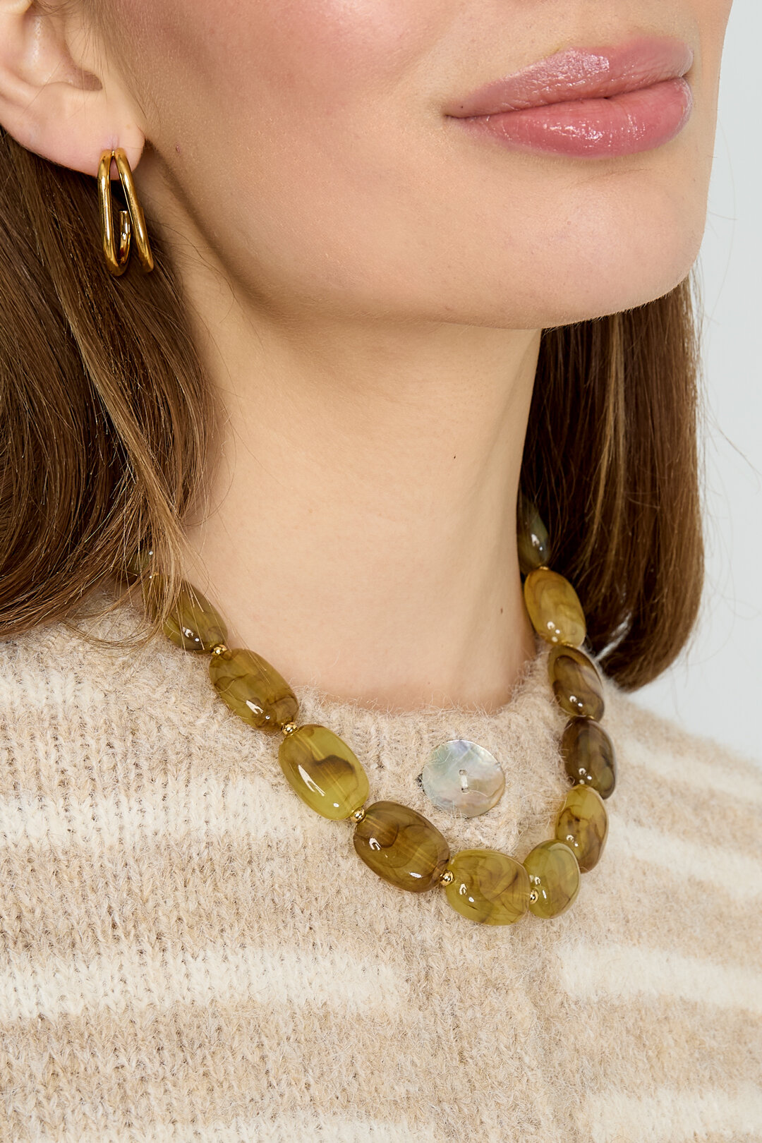 Necklace with squoval beads Picture5