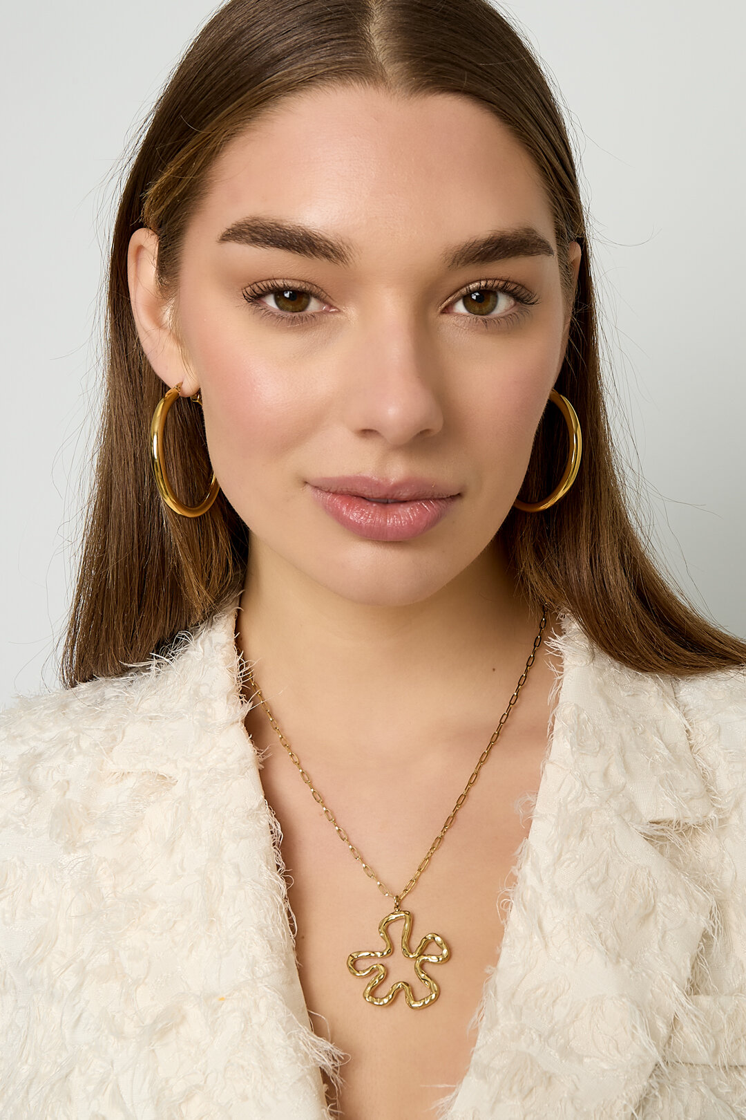 Collier avec pendentif fleur Image2