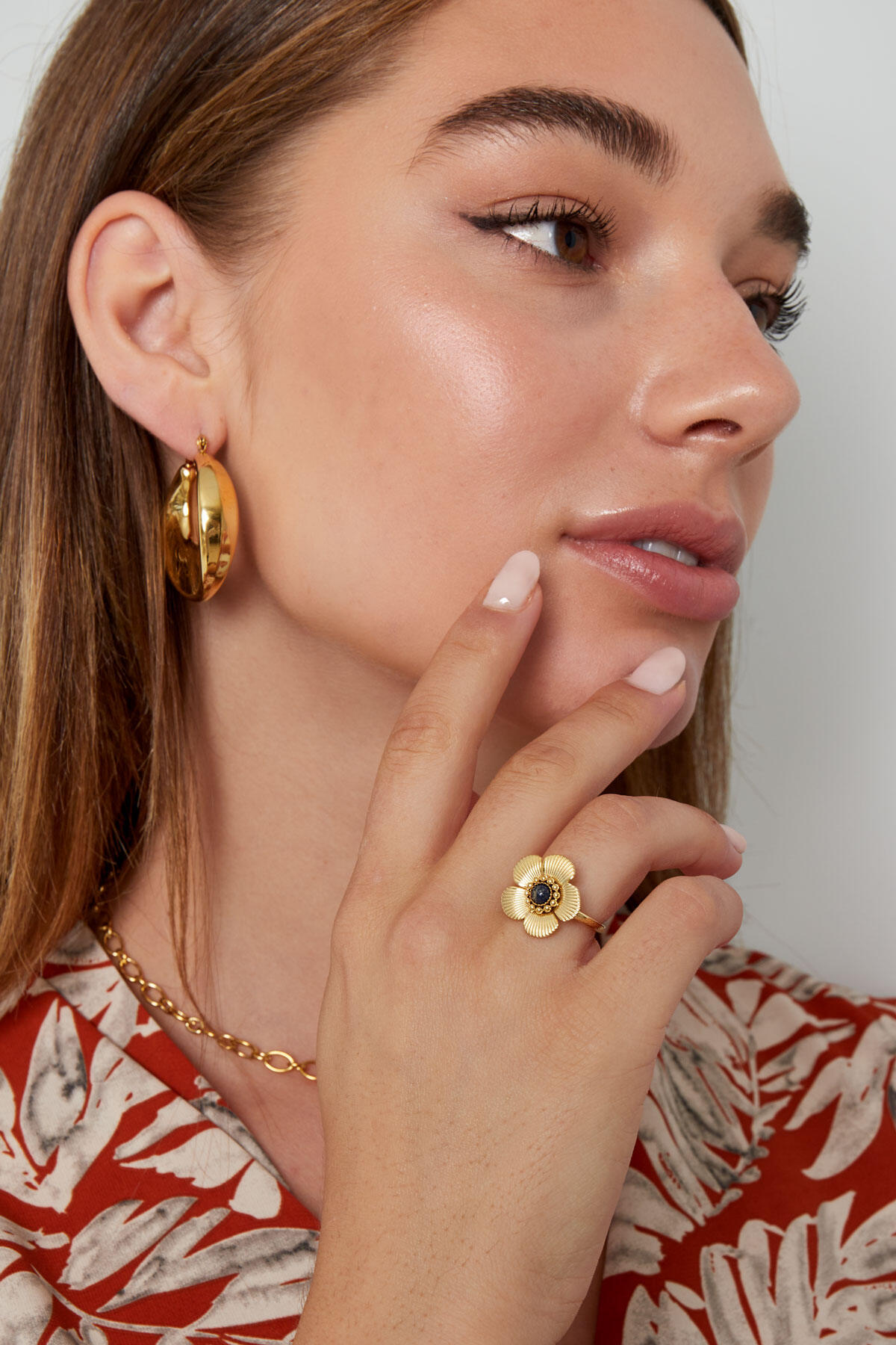 Ringblume mit Stein - Goldfarbe/Offwhite 2