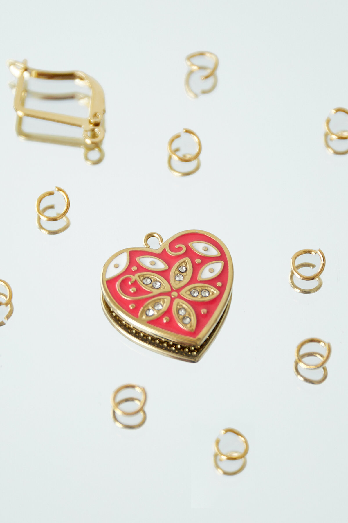 Ciondolo cuore con fiore