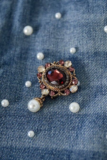 Vintage wonder broche 2