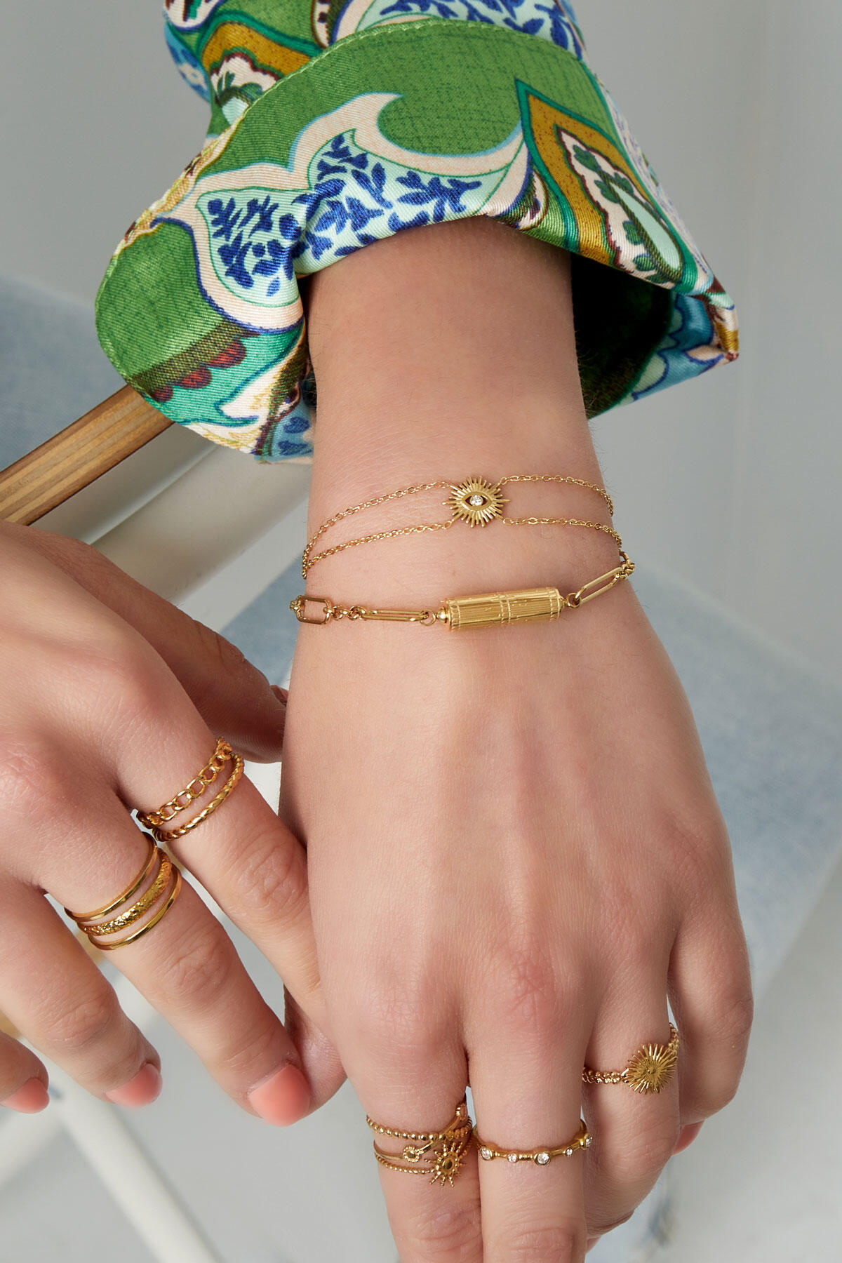 Link bracelet with charm - Gold Color Stainless Steel 2