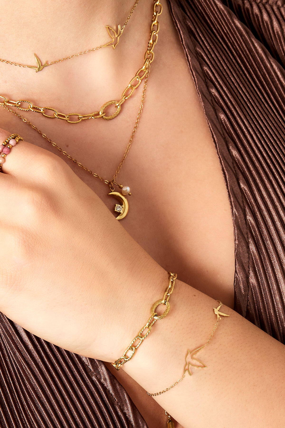 Link Bracelet With Structure - Gold Color Stainless Steel 2