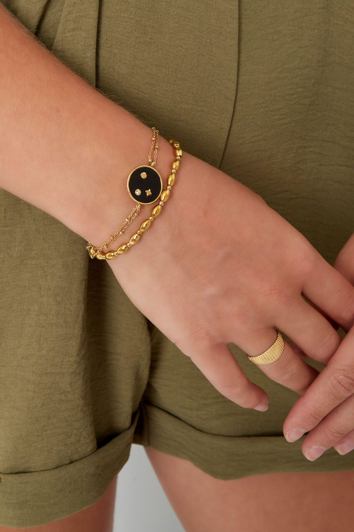 pulsera doble con dije redondo h5 Imagen2