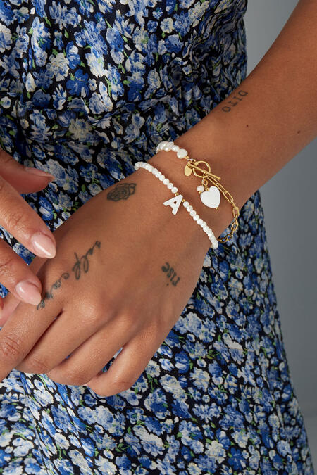 bracciale a maglie con cuori e perla