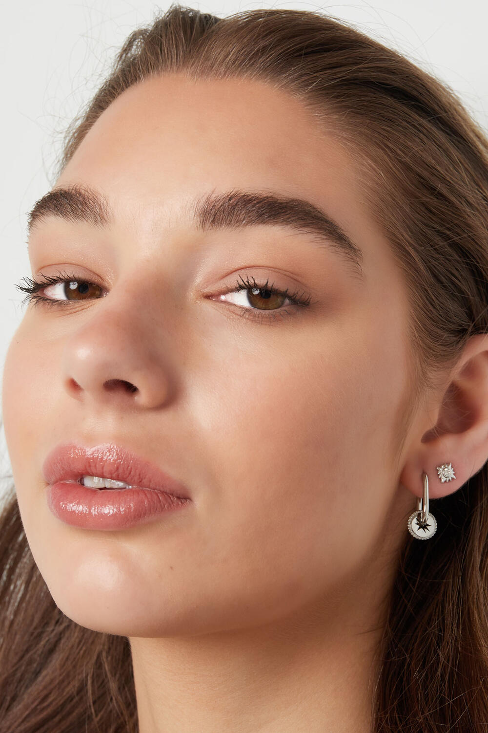 ear studs spark h5Picture4