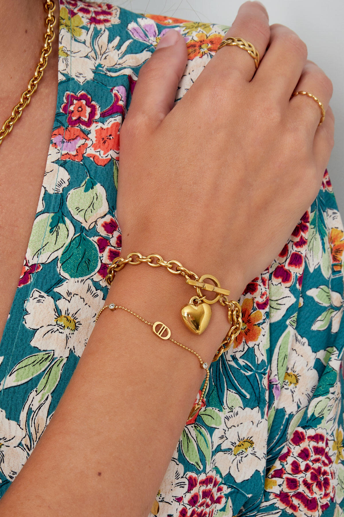 armband logo's en steentjes Afbeelding3