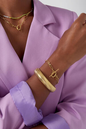 thin link bracelet with round closure h5 Picture2