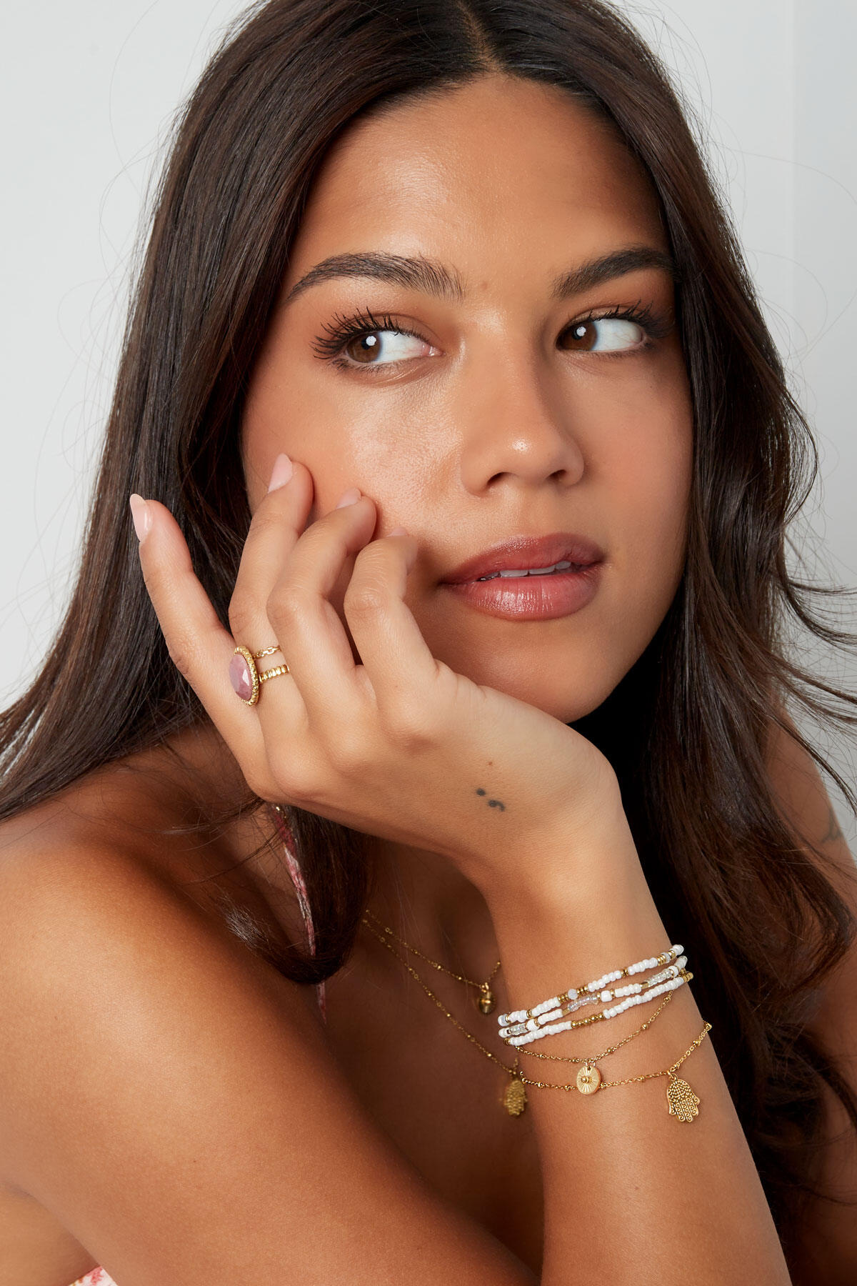bracciale a mano h5 Immagine3