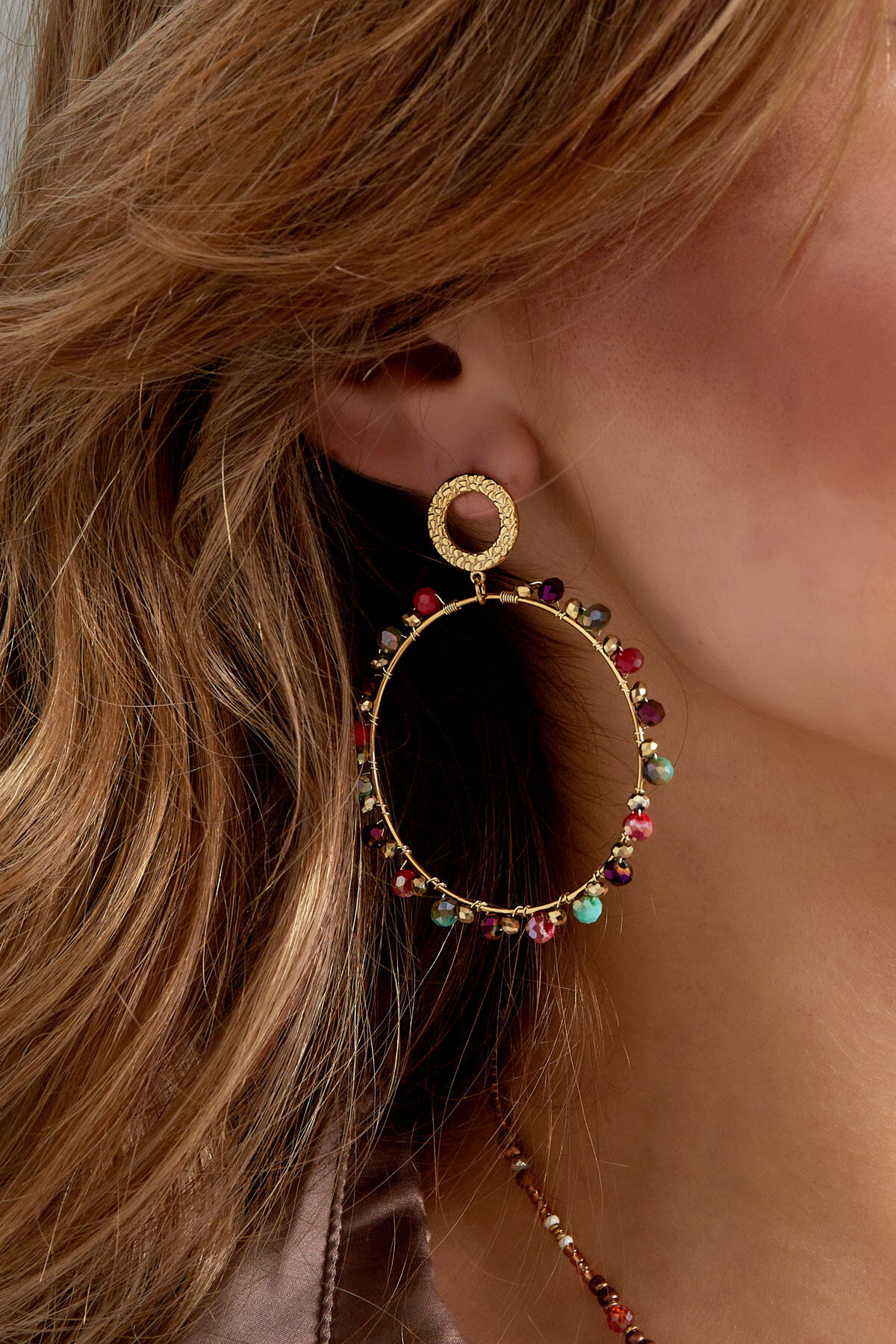 Boucles d'oreilles double cercle avec perles - doré/gris h5 Image3