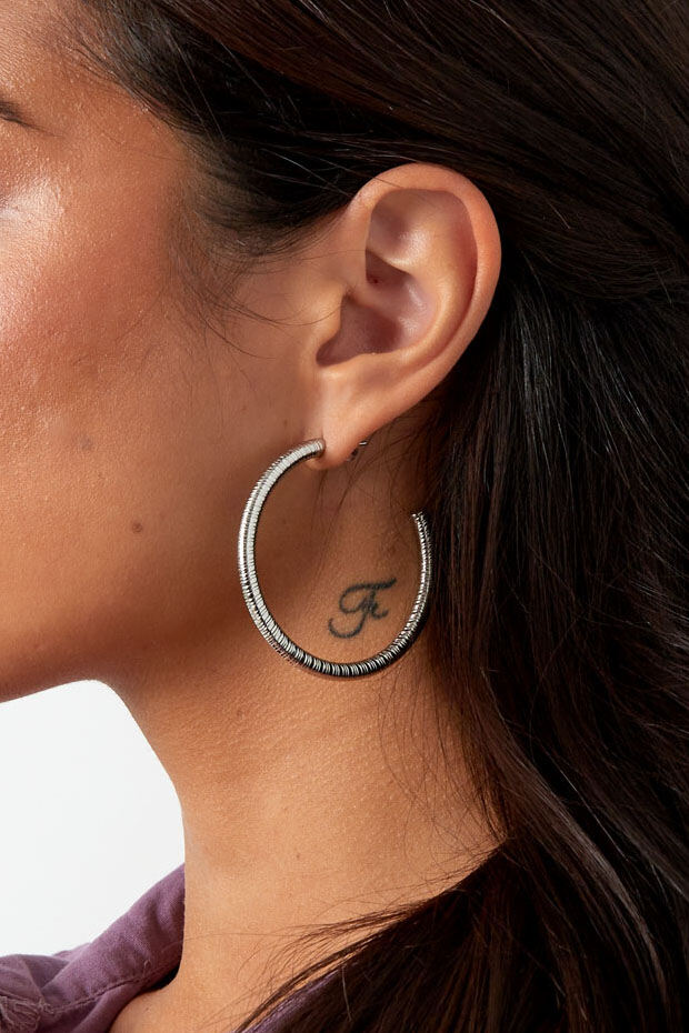 pendientes estampado de serpiente h5 Imagen3