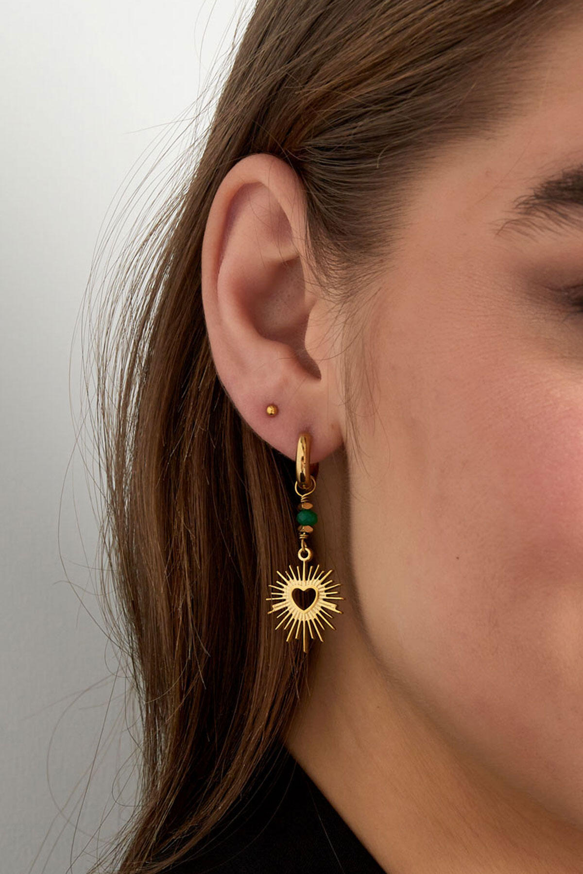 Pendientes corazón con piedra - Color dorado/morado Imagen3
