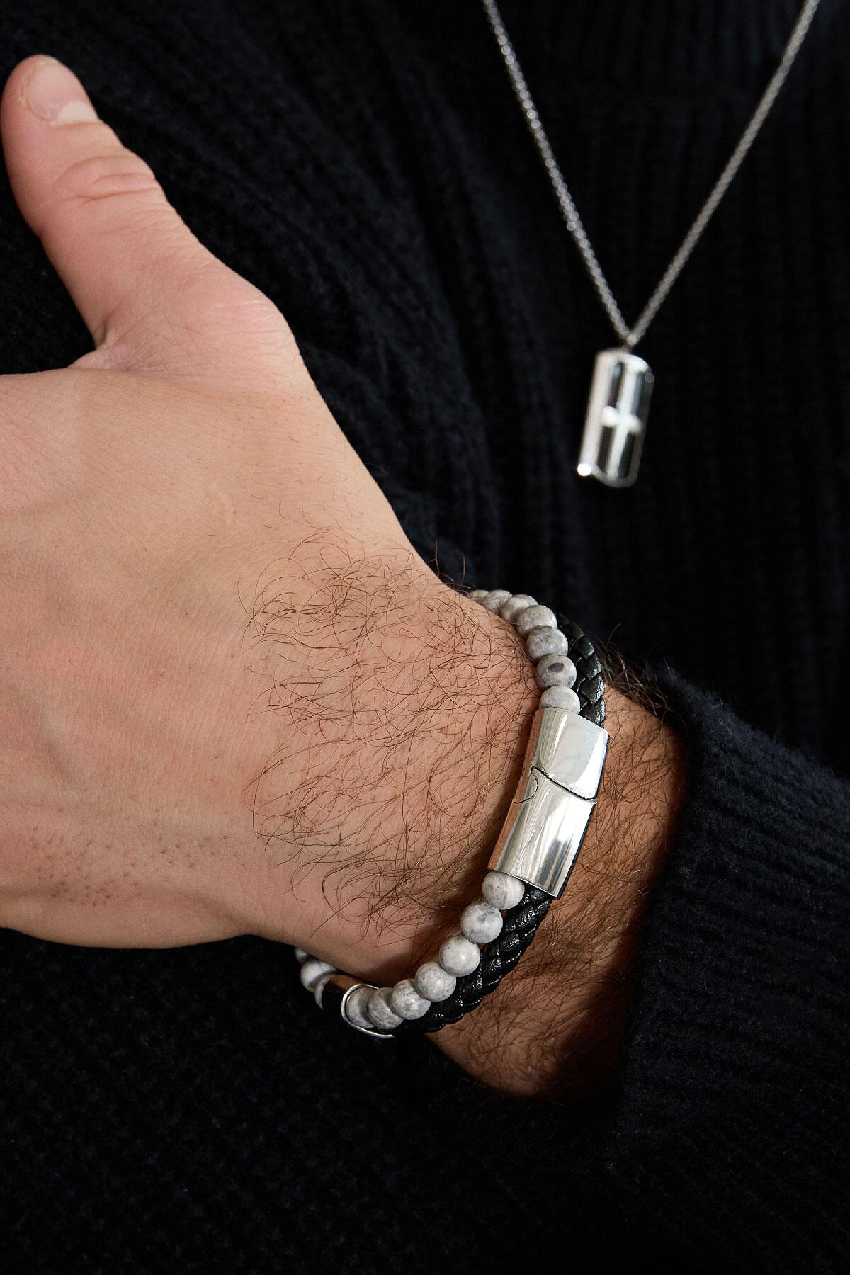 Bracciale da uomo doppia treccia e perline Immagine6