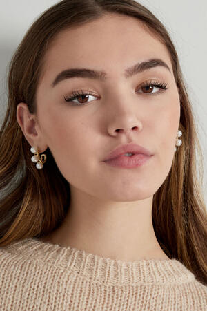 oorbellen triple statement parel h5 Afbeelding4