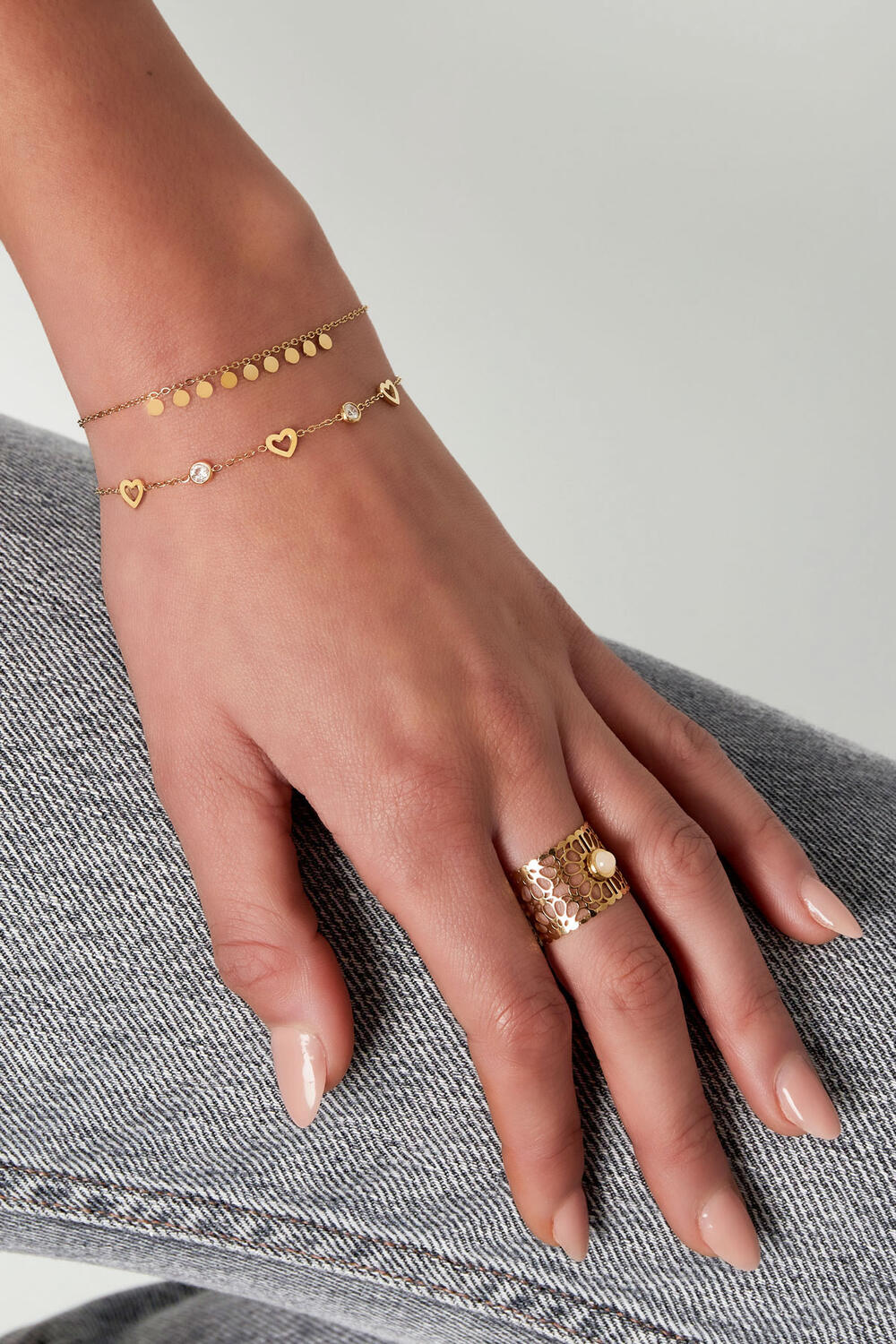 bracelet with heart and diamond charms h5Picture2