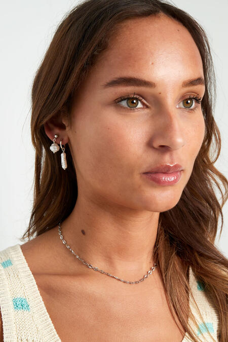 earrings pearl charm 2