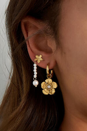 flowers with pearl pendant h5 Picture3