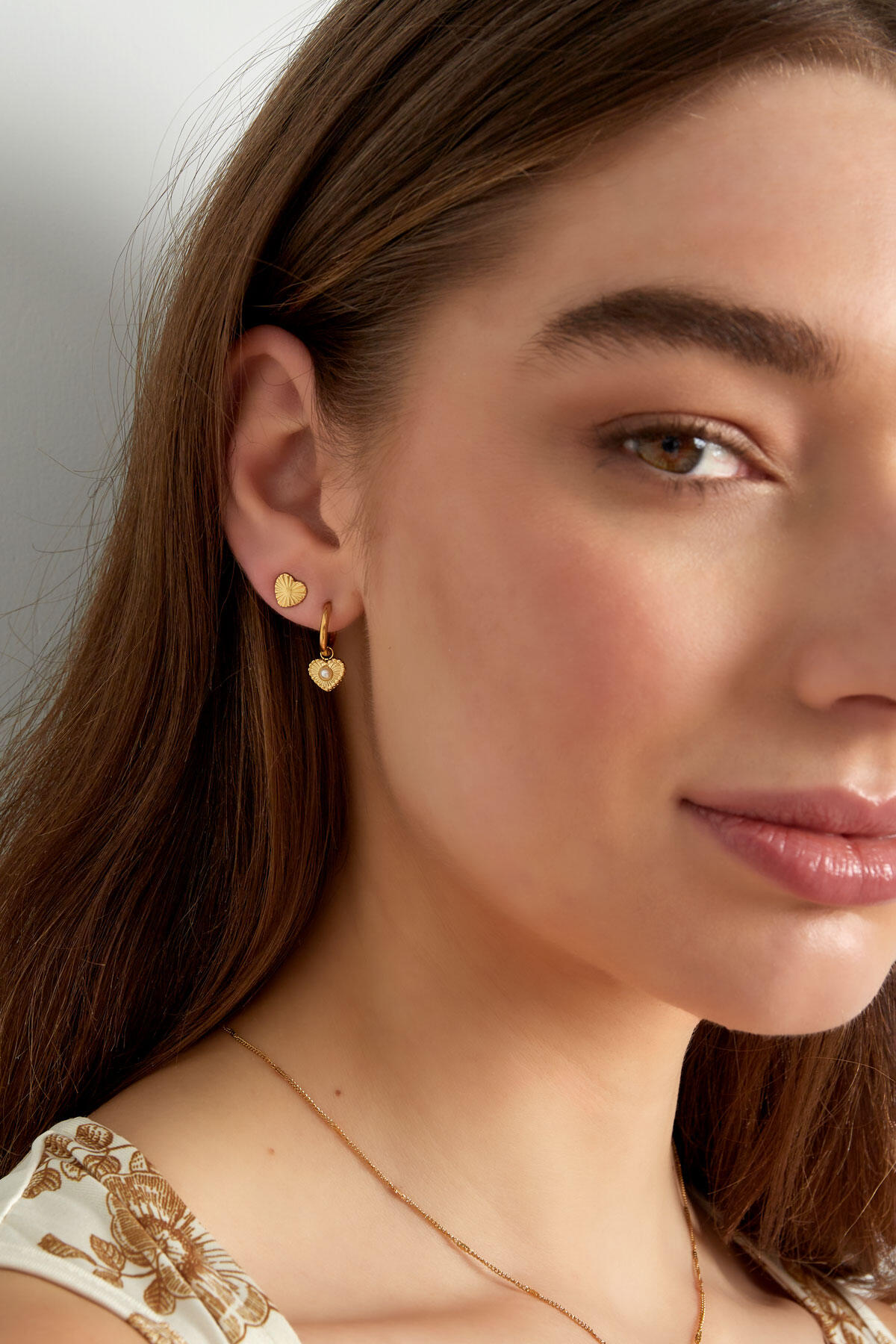 heart shaped earrings with pattern h5 Picture2