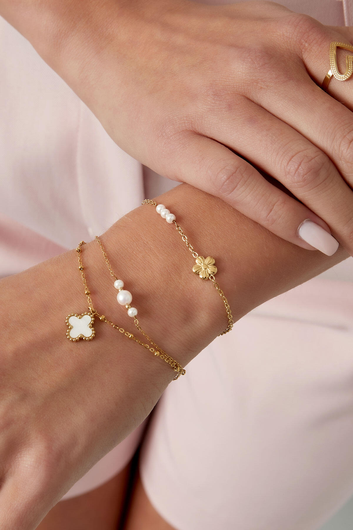 bracelet flower with pearls h5Picture2