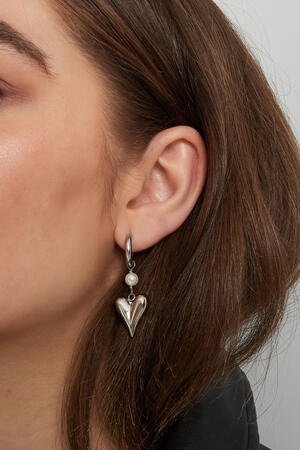 earring with pearl and heart pendant h5 Picture3