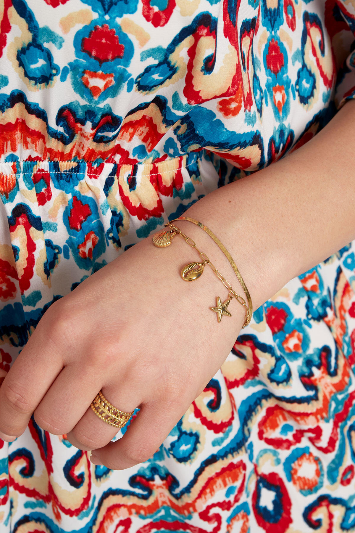 bracelet with sea charms 2