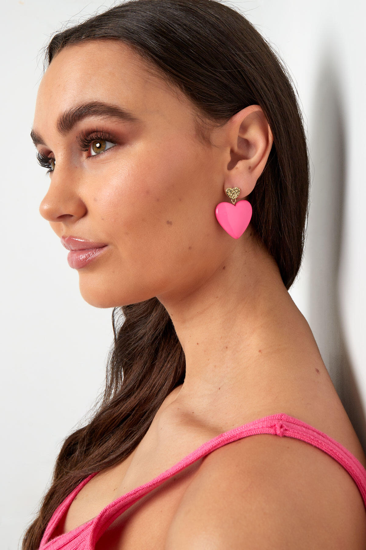 Earrings love on tour