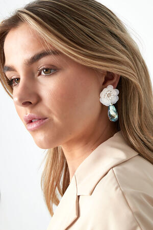 Damla çiçekli küpe Earrings h5 Resim4