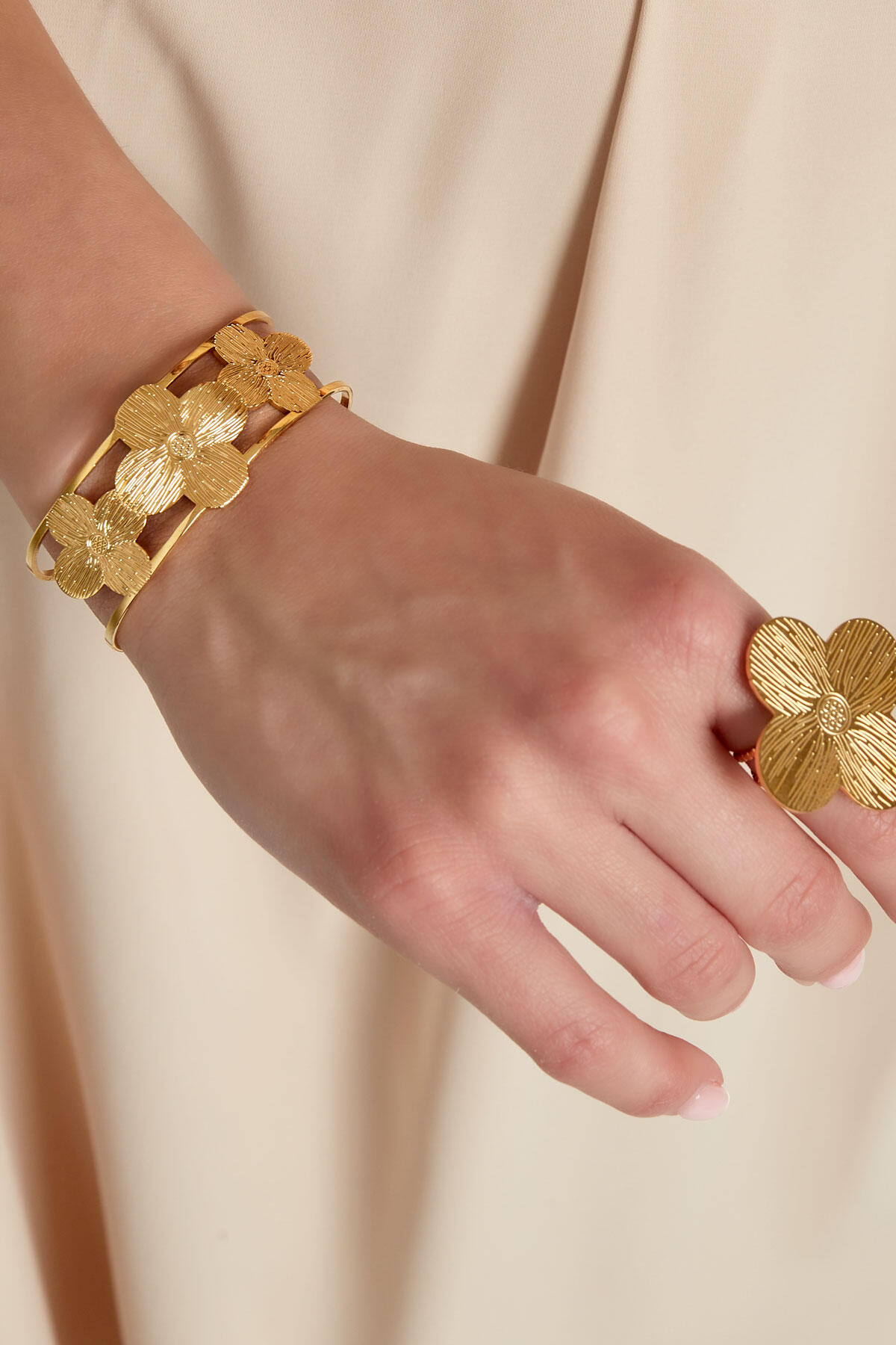 bloemen feest armband Afbeelding4