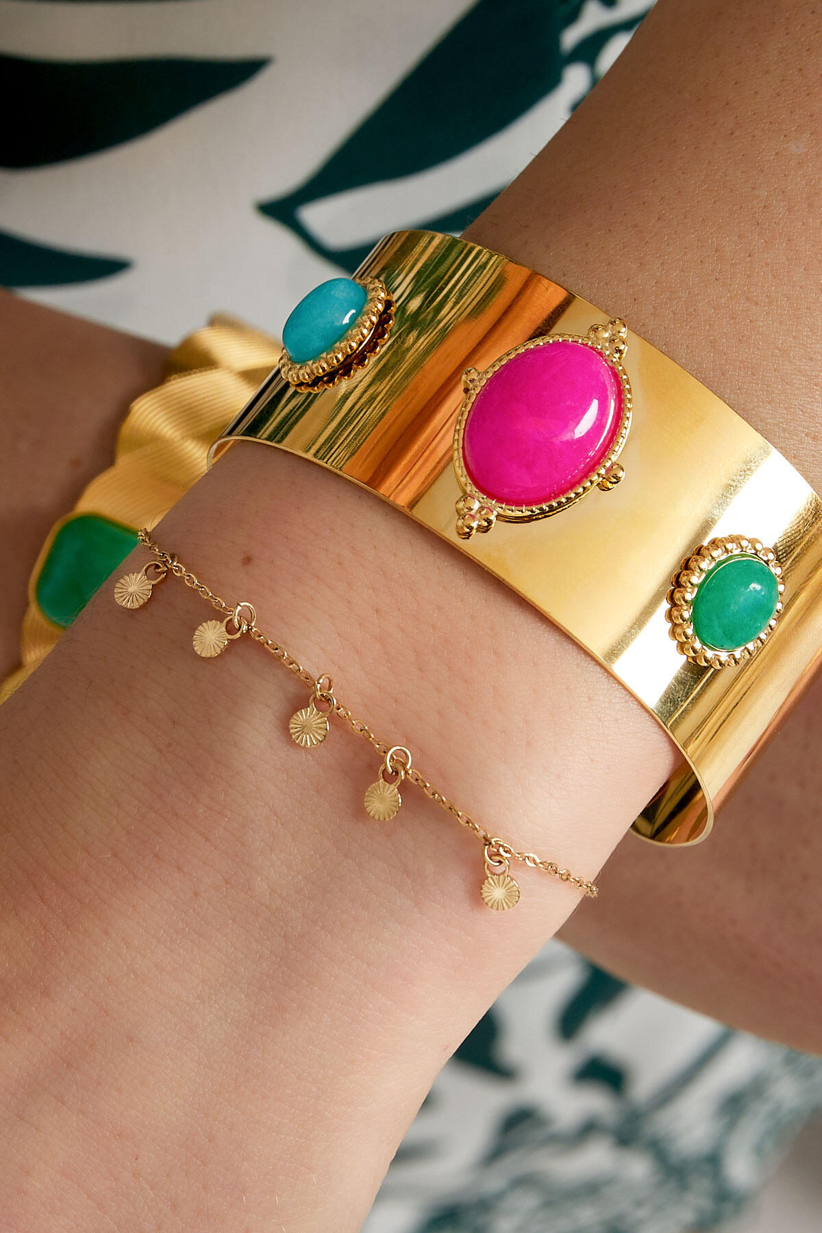 bracciale classico con ciondoli rotondi Immagine2