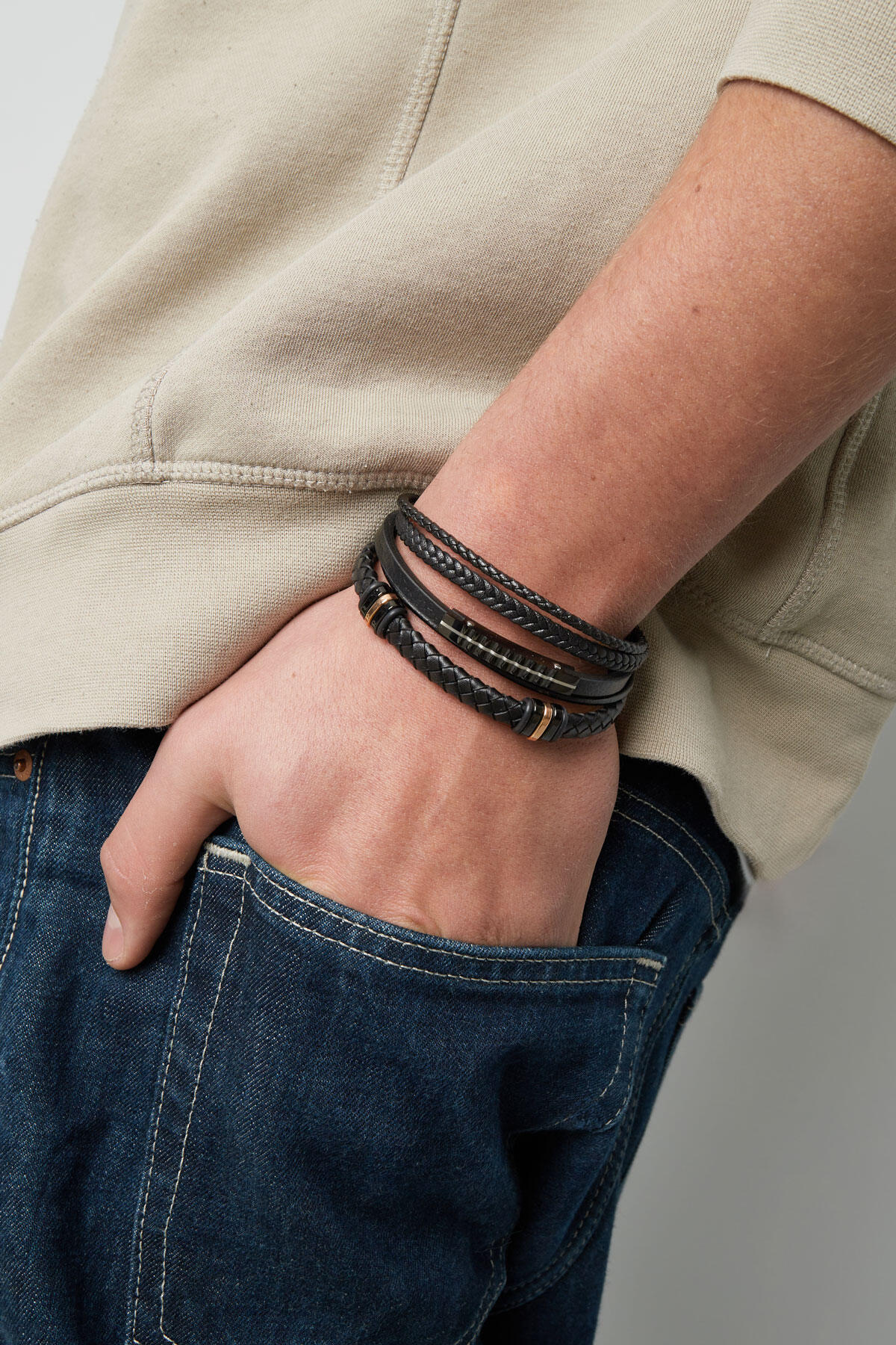 Bracciale da uomo intrecciato con anelli Colore oro/neri