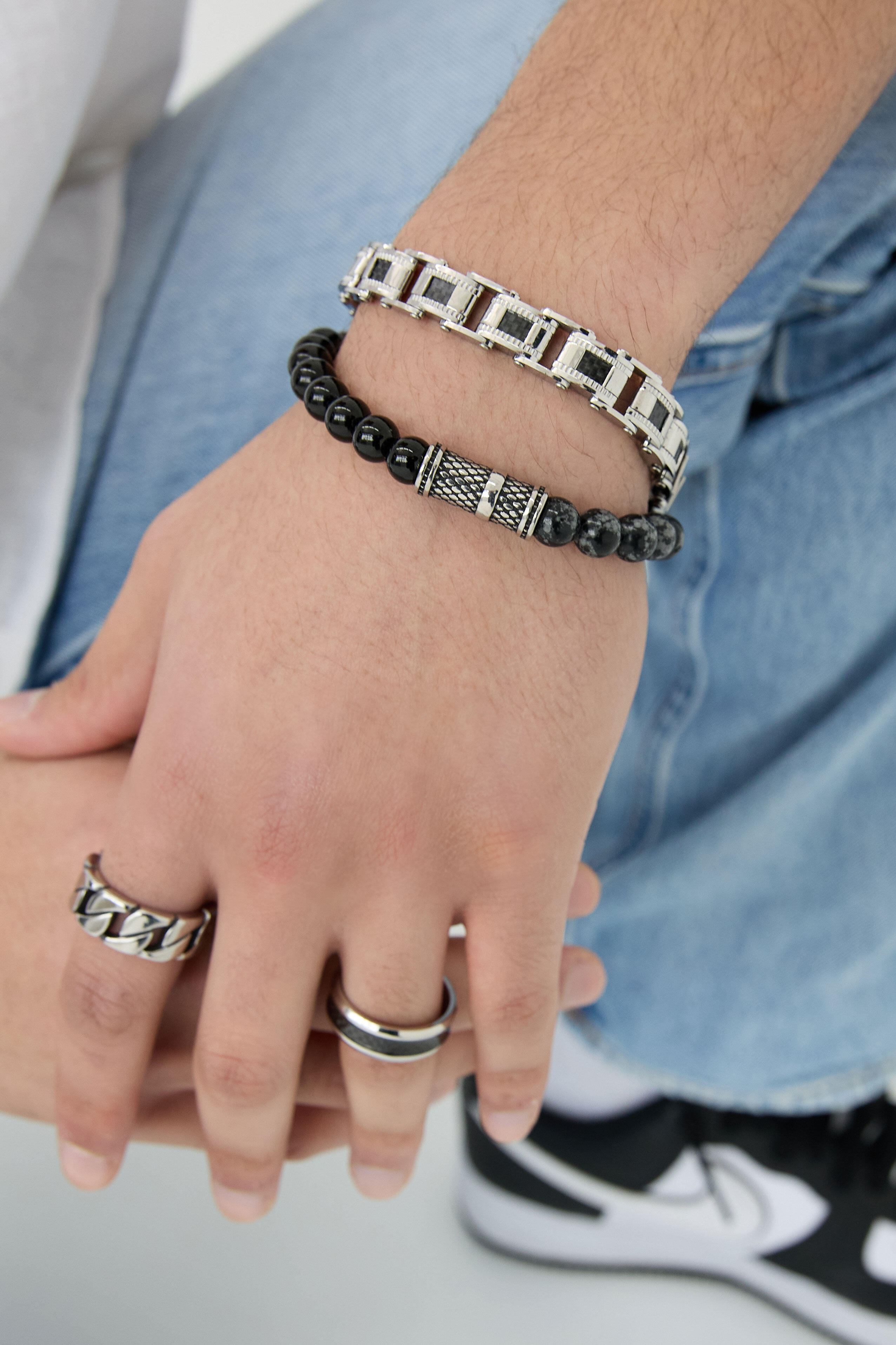Casual men's bracelet - black/Silver color 