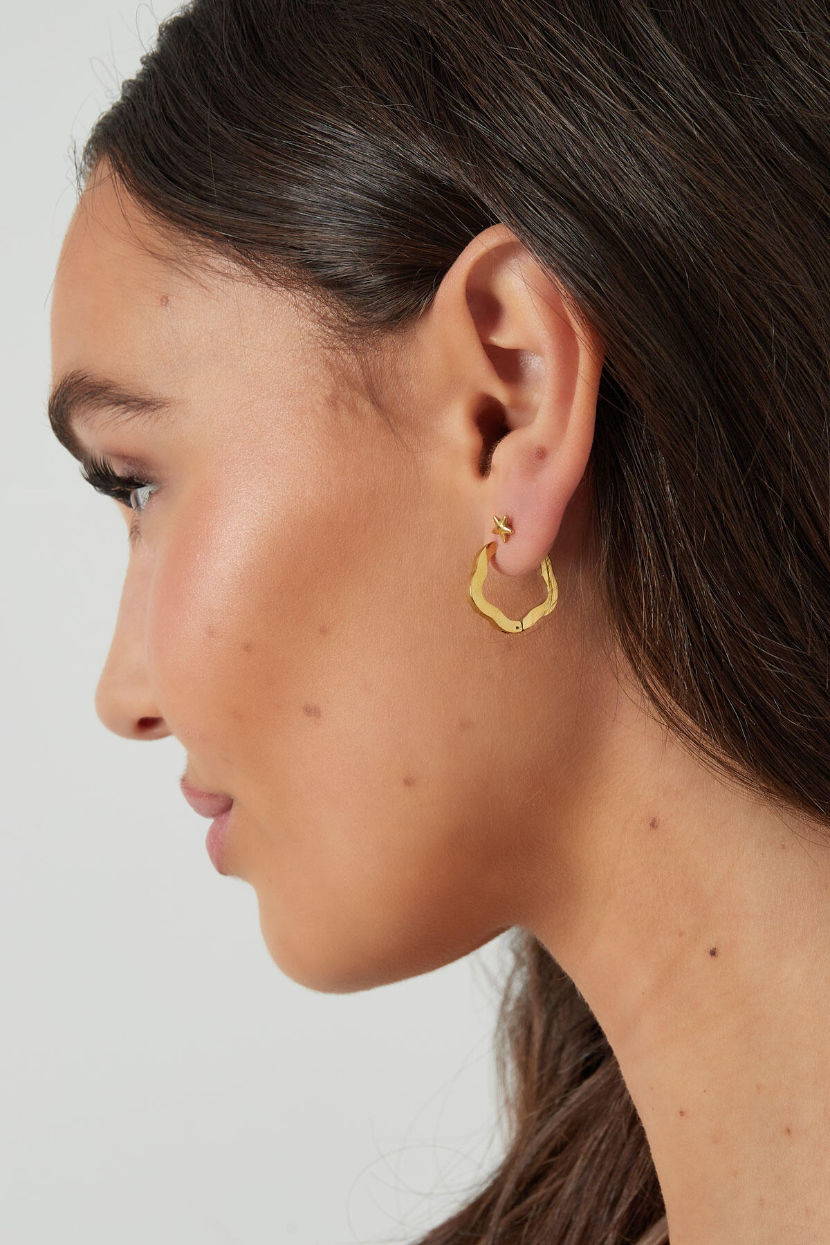 pendientes básicos forma de flor medianos h5 Imagen4