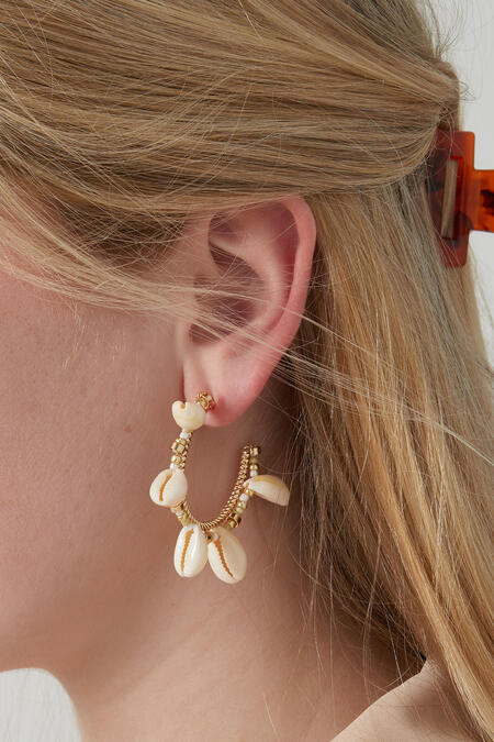 Shell statement earrings
