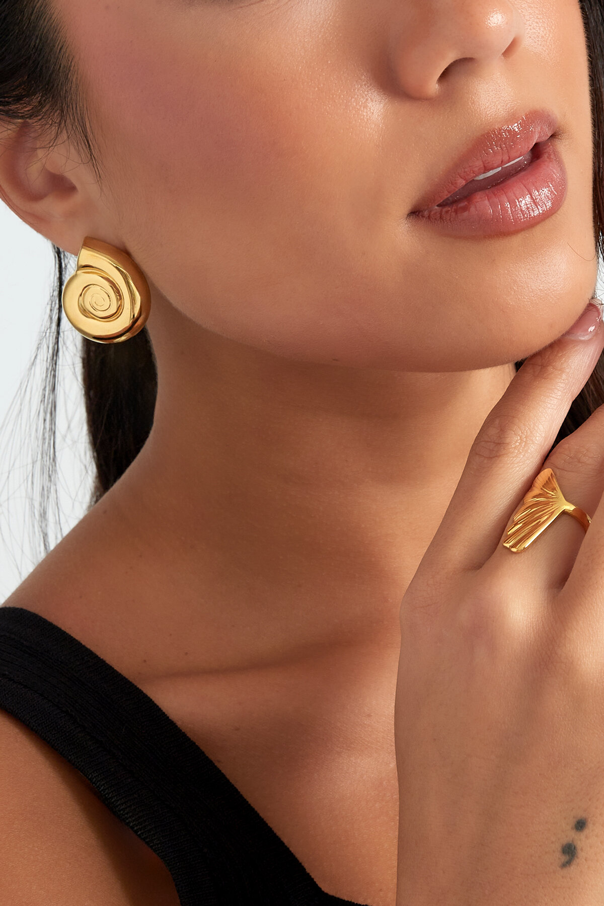 oorbellen swirly shell Afbeelding2