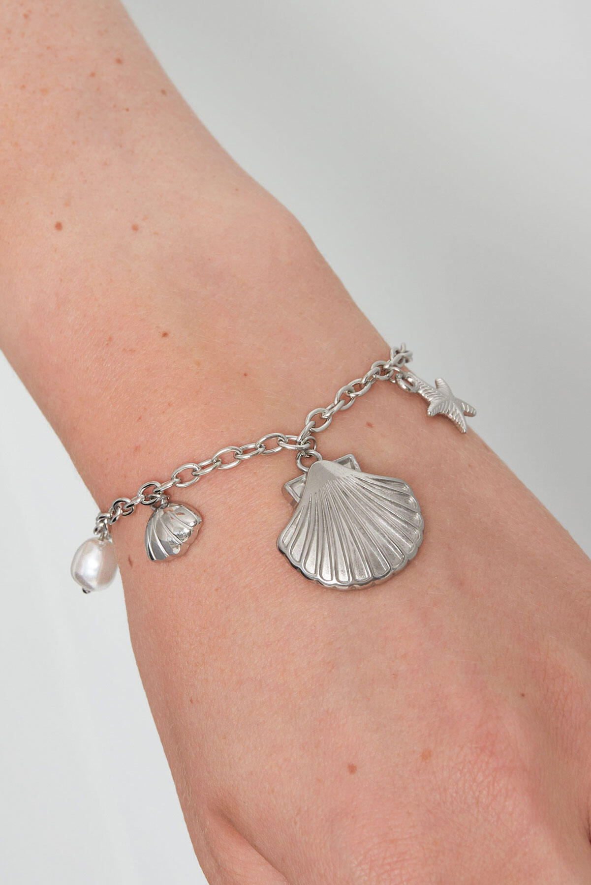 link bracelet seashell