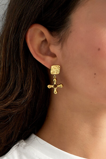 Subtle Spark Earrings 2