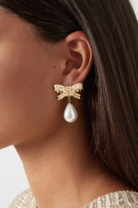 Classic Bow & Pearl Earrings 2