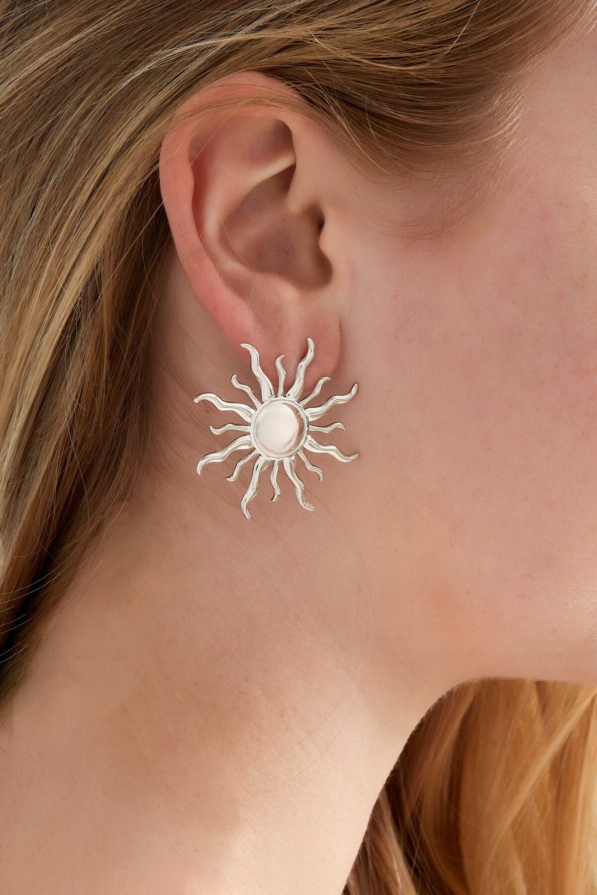 wavy sun earrings 2