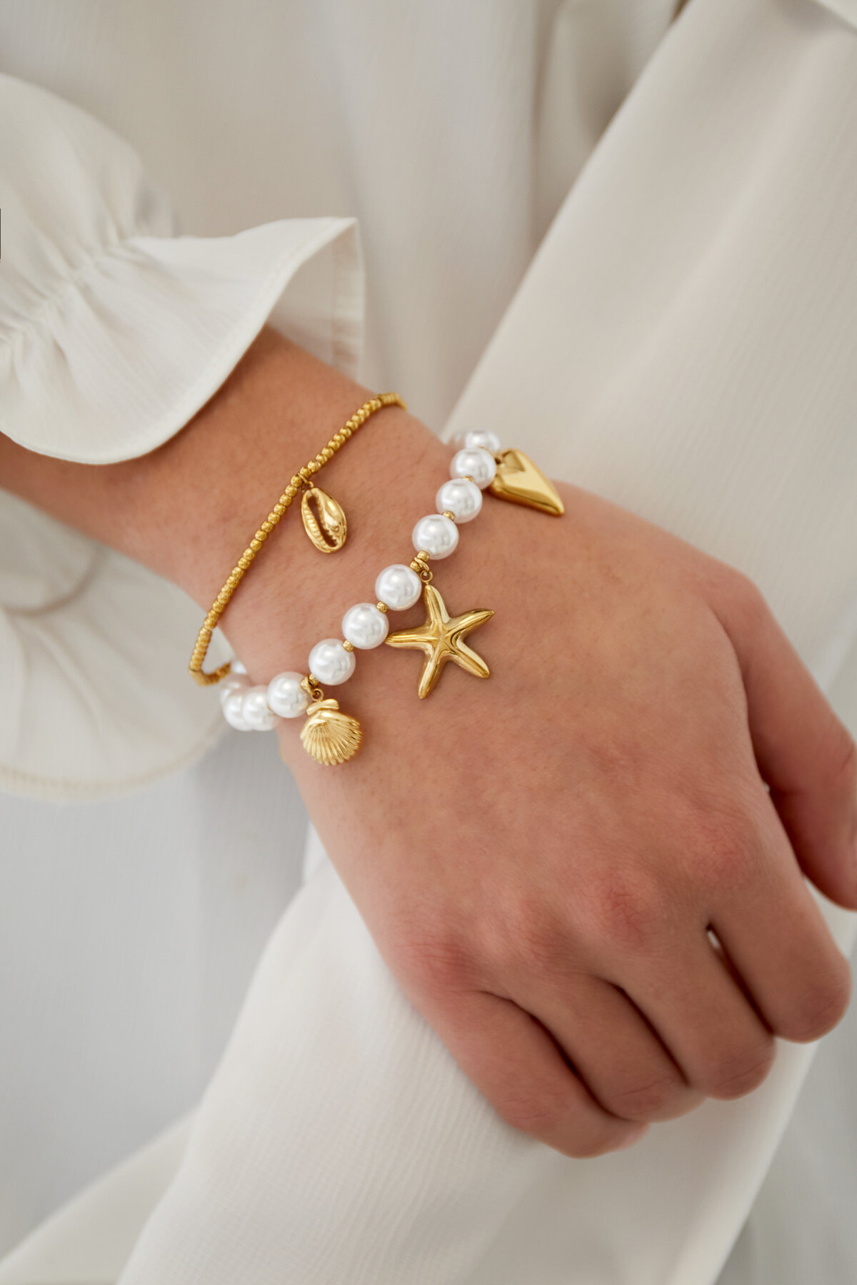pearl bracelet sea day 2