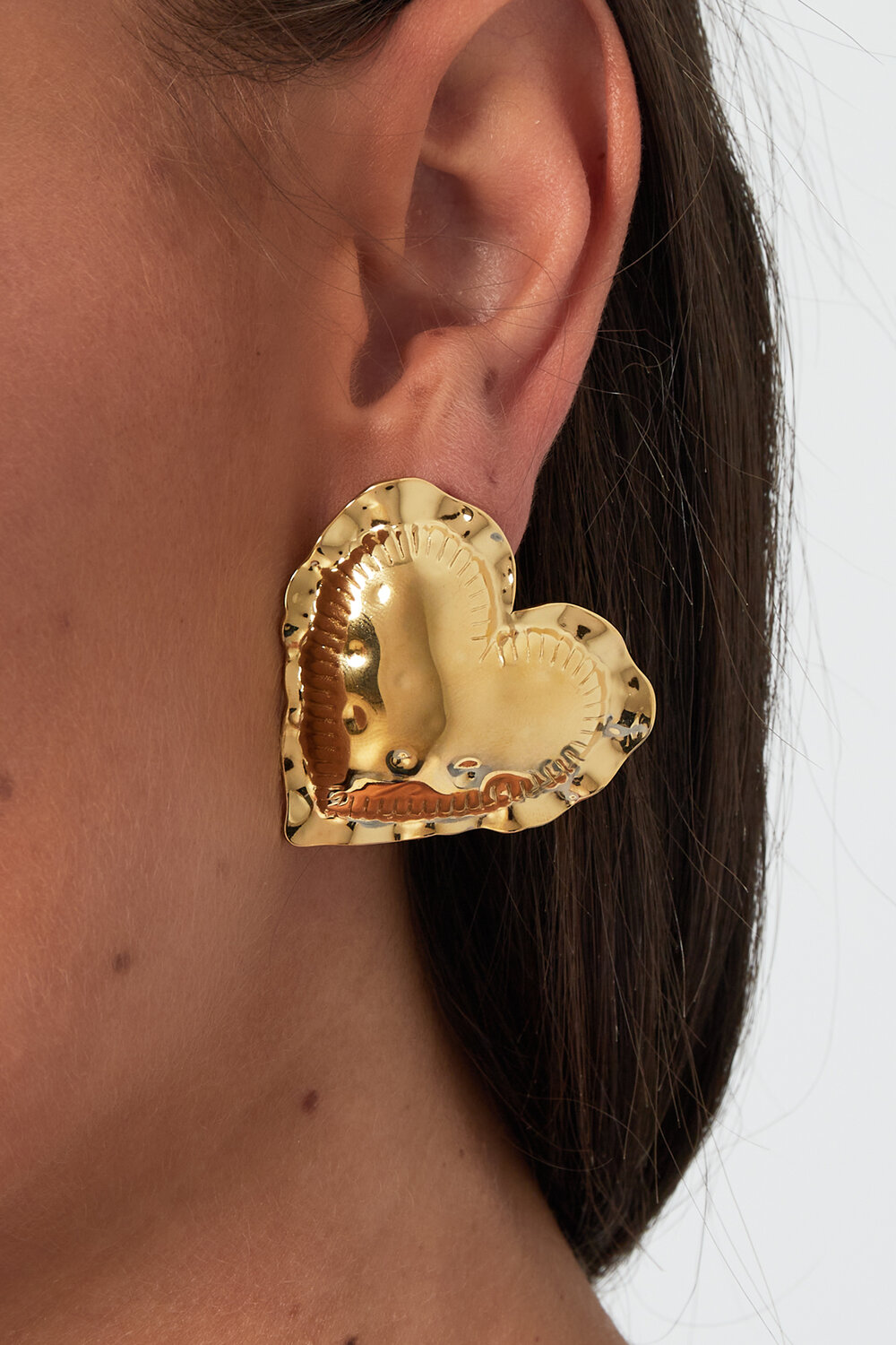 Embrace heart Earrings h5Picture2