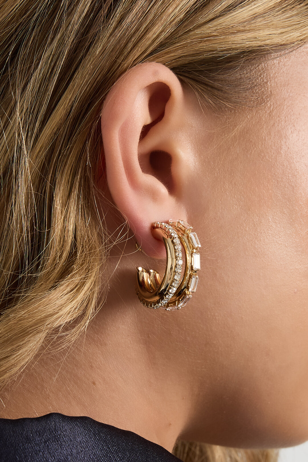 Iron Hoop Earrings circle Elegant Christmas Luxurious Series Women's jewelry h5 Picture4