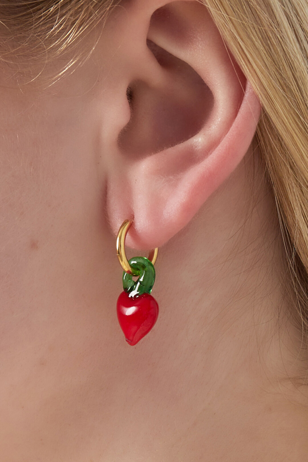 Berrylicious Earrings Picture2