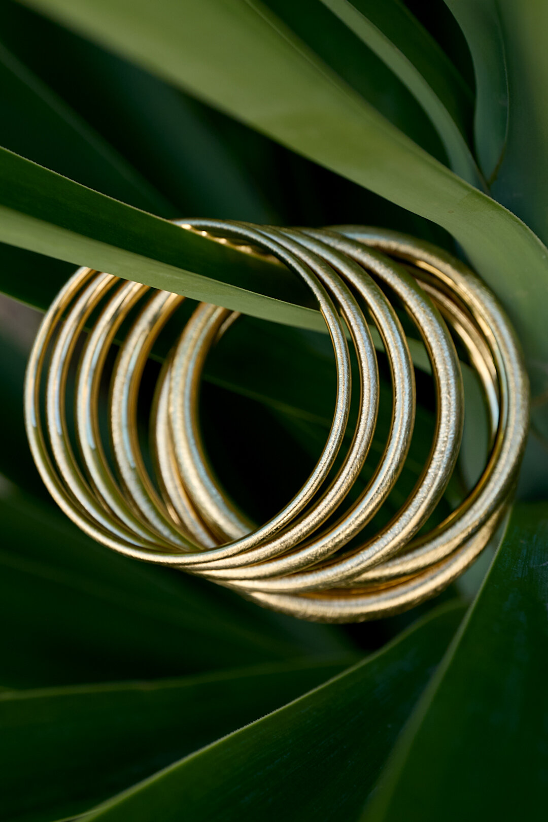 Bangle with brushed effect - 6 mm h5 Picture2