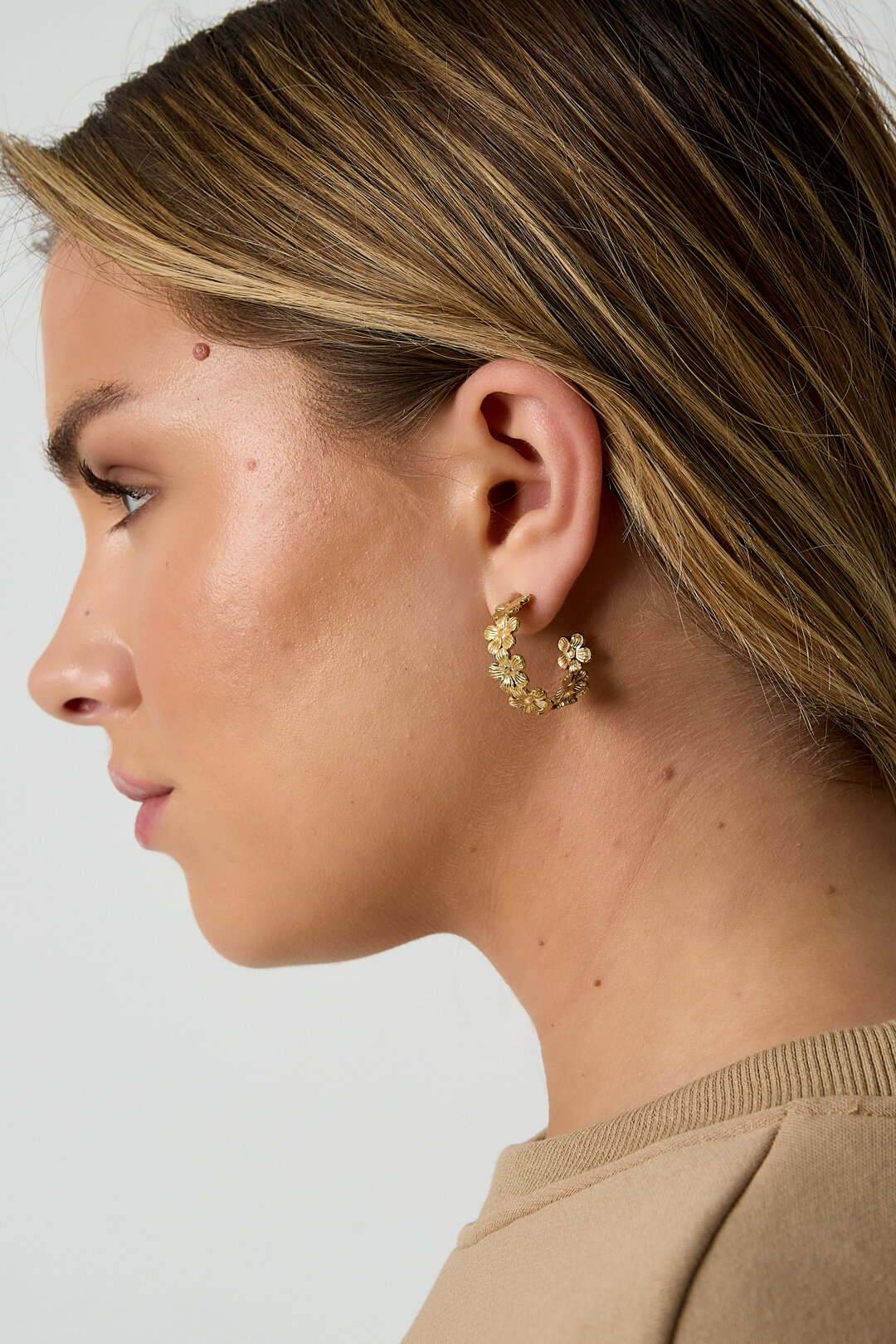 Daisy hoop earrings h5 Picture4