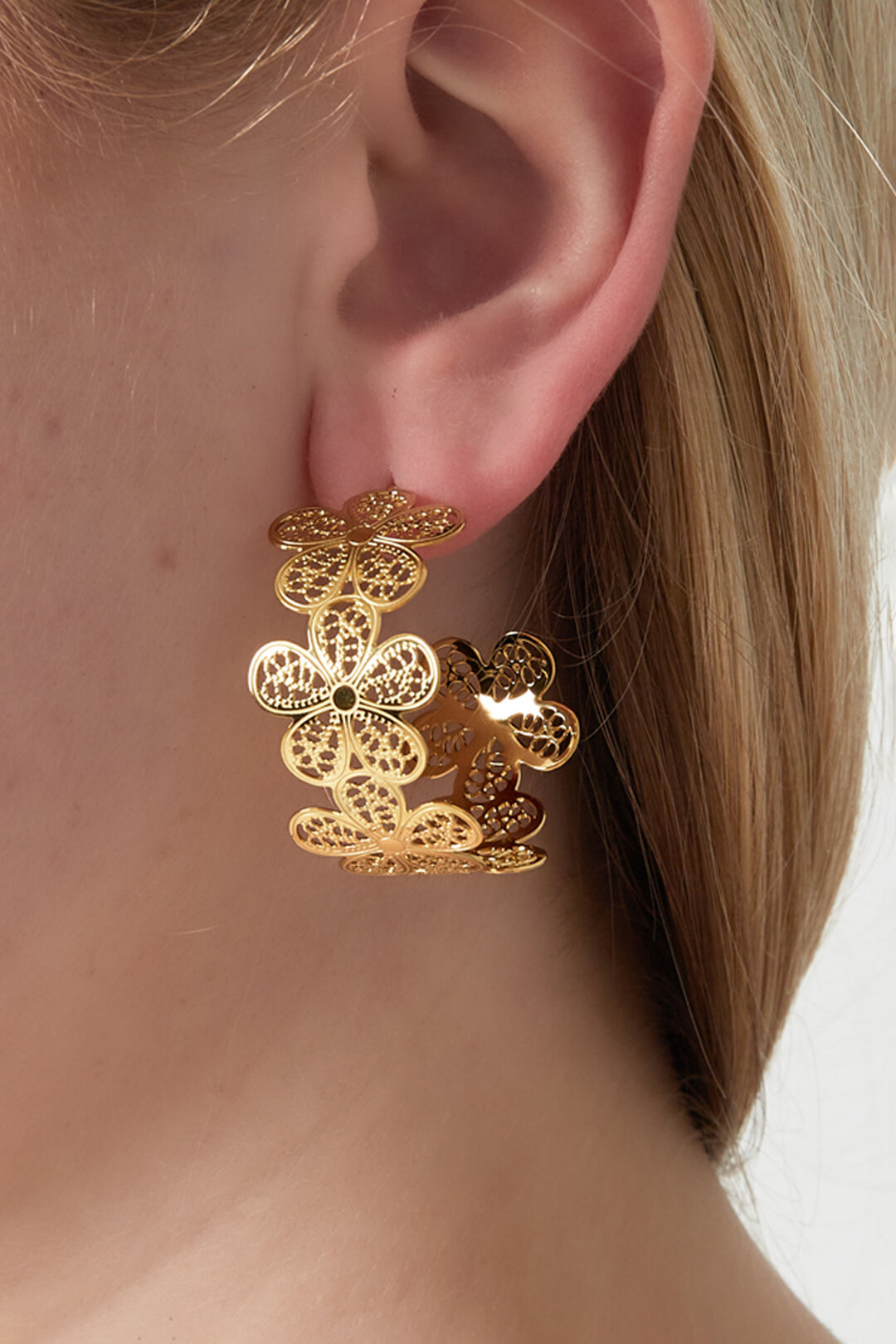 Boucles d'oreilles créoles à fleurs