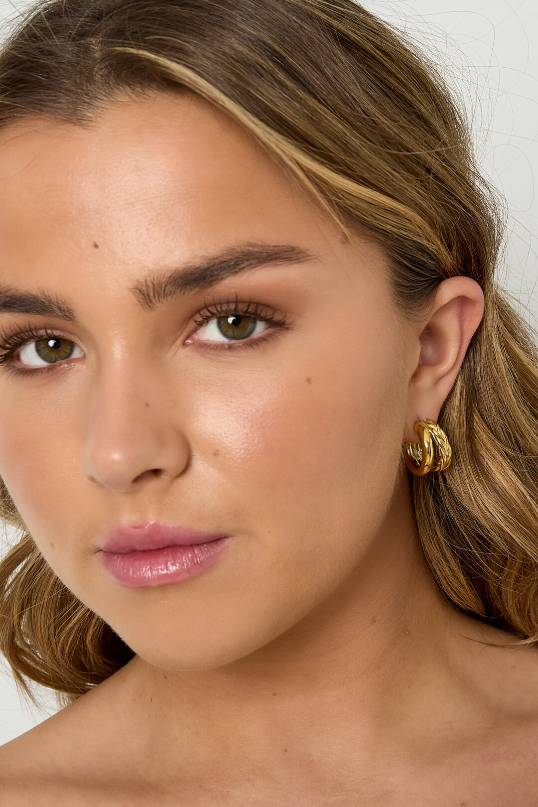 Small double braided hoops earrings