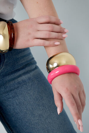 Brazalete con brillo dorado h5 Imagen2