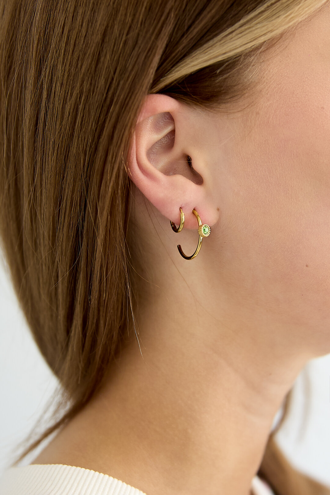 Hoop earrings with round stone h5 Picture2